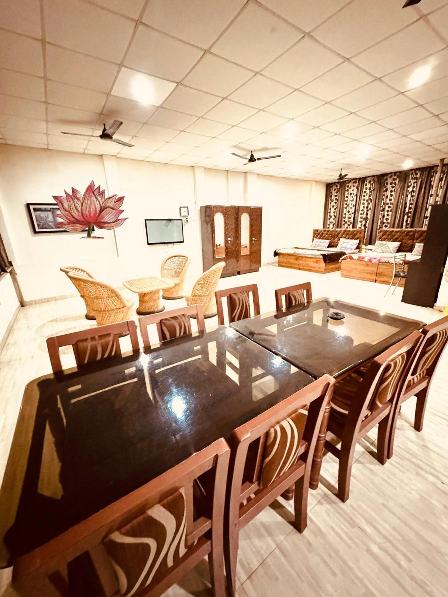 Qube House Bnb Rishīkesh Extérieur photo