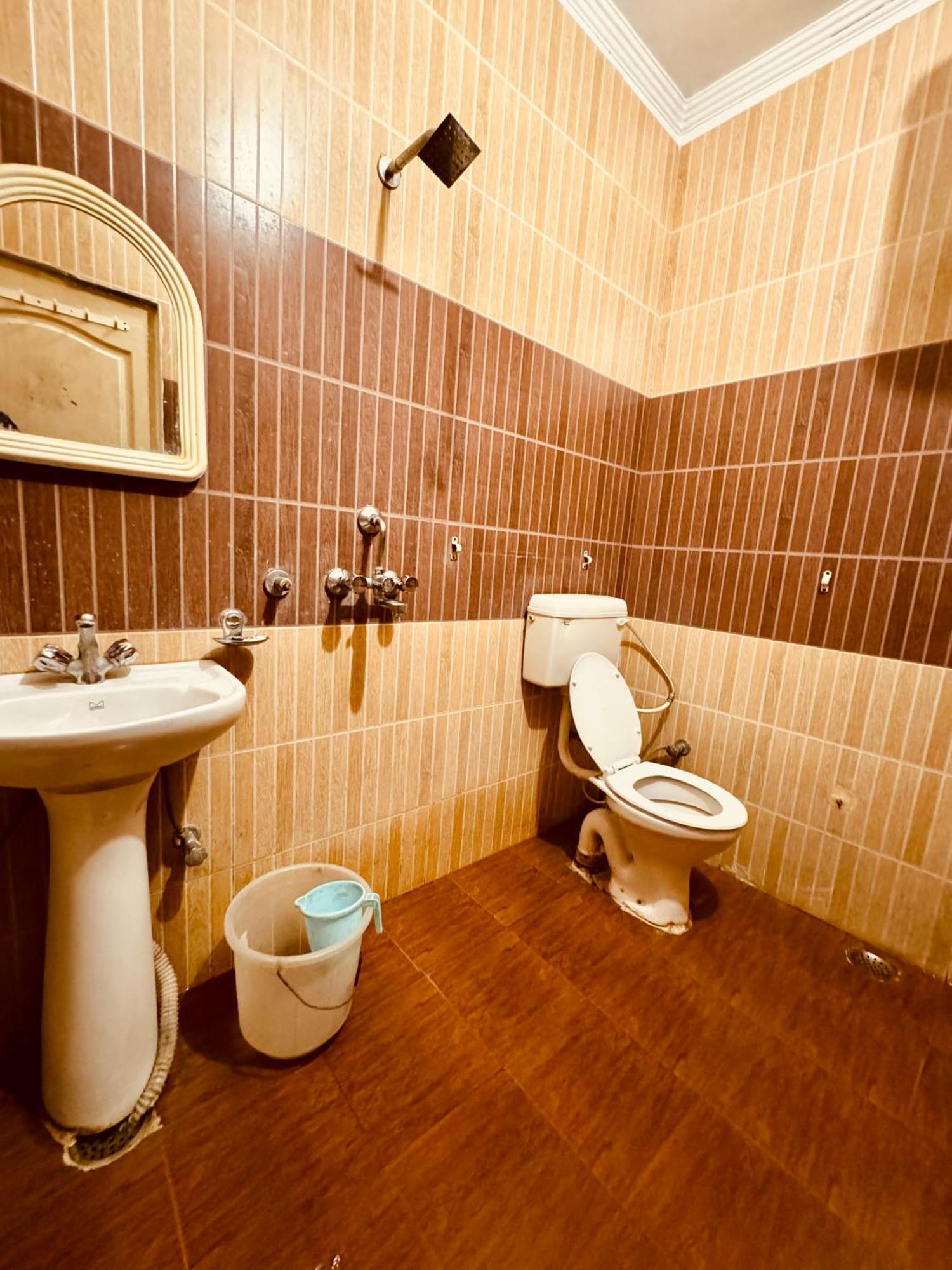 Qube House Bnb Rishīkesh Extérieur photo